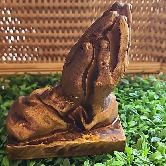 Vintage Chalkware Praying Hands With Bronze/Gold Tone Finish - Picture 8 of 10